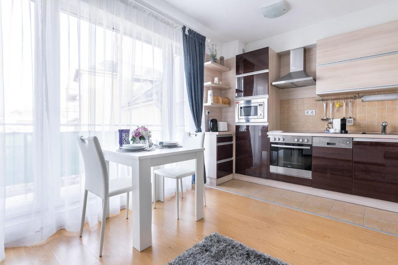 Matthias Home Midtown Budapest Ngoại thất bức ảnh